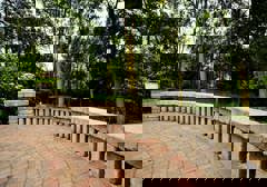 Paver Brick Custom Walls Installations